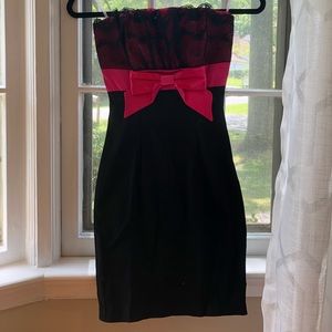 Sexy strapless bodycon dress!